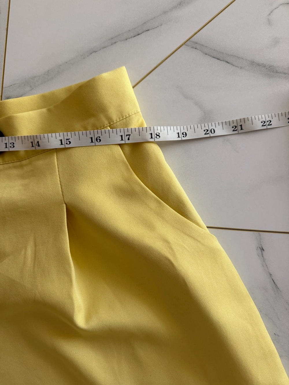 Yellow High-Waist Pleated Bermuda Shorts - Picture 4 of 8